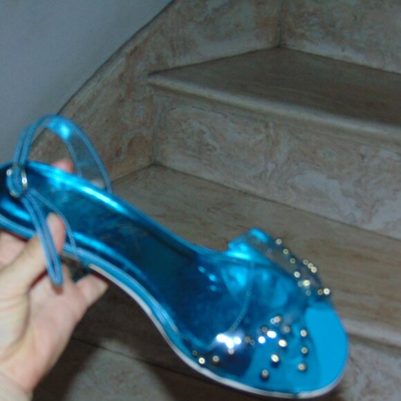 IRREGULAR CHOICE Blue Clear Bowtie Studded Sling Back Clear Heel 40 / 9 US - Picture 12 of 14